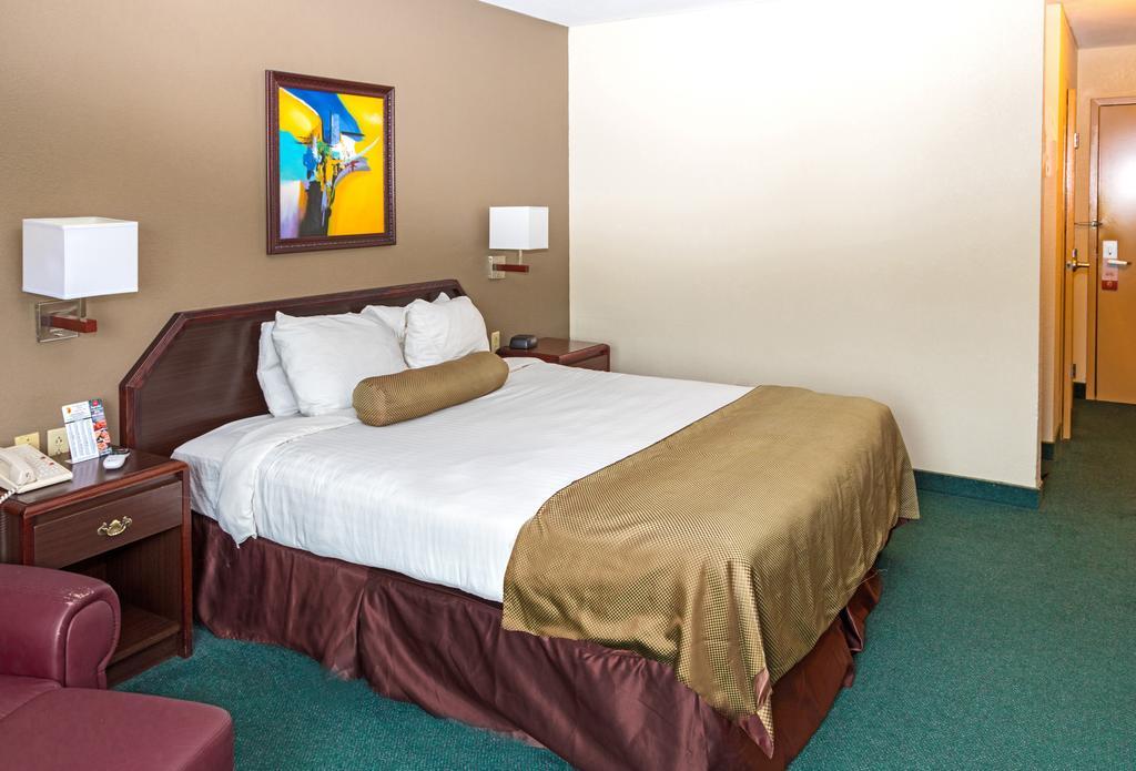 Super 8 By Wyndham Somerset Exterior foto